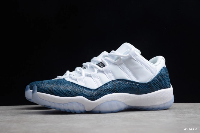 Low 11 Navy Snakeskin Air Jordan Blue CD6846-102 0819